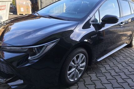 Toyota Corolla 82.500 km 21.800 &euro; Nordkirchen 59394