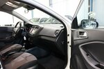 Hyundai i20 1.2 ACTIVE WHITE / 4-TÜR, TEMPOMAT, SHZ, PDC 87.000 km 10.444 &euro; Hamm 59077