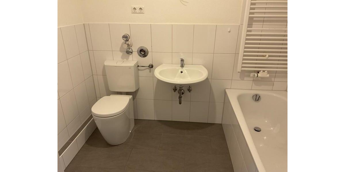 Erdgeschoßwohnung Iserlohn - 3 Zimmer, 72 m&sup2;, 573&euro; | Angebot:24407804