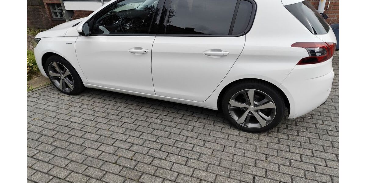 Peugeot 308 91.443 km 8.200 &euro; Ahlen 59227