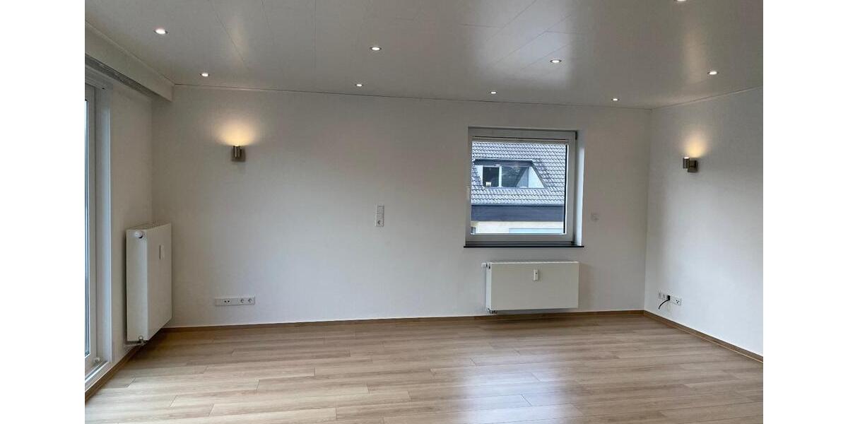 Dachgeschoßwohnung Menden (Sauerland) Bösperde - 4 Zimmer, 95 m&sup2;, 895&euro; | Angebot:25932992
