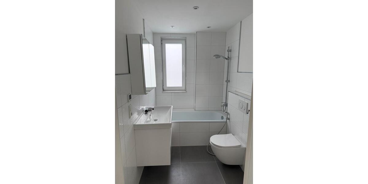 Etagenwohnung Dortmund Eving - 4.5 Zimmer, 105 m&sup2;, 1.495&euro; | Angebot:25933966