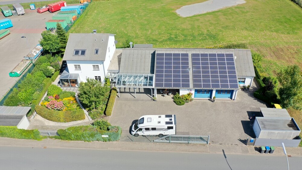 Großzügiges Wohnen und Arbeiten vereint: Einfamilienhaus mit Gewerbeeinheit! - Gewerbeobjekt Drensteinfurt | Angebot:22240241