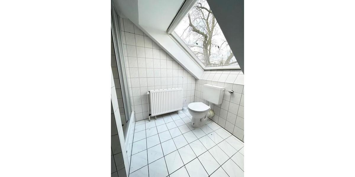 Dachgeschoßwohnung Dortmund Brackel - 4 Zimmer, 95 m&sup2;, 729&euro; | Angebot:25539416