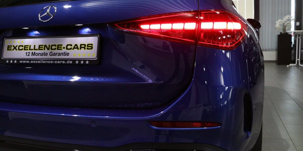 Mercedes-Benz C 300 e T AMG-LINE / LASER, DISTRONIC, SCHW.AHK 69.000 km 36.555 &euro; Hamm 59077