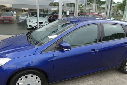 Ford Focus 123.000 km 5.200 &euro; Bergkamen 59192