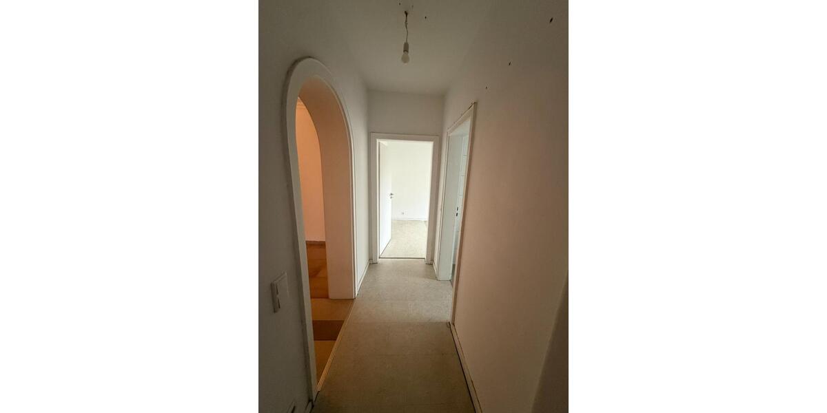 Erdgeschoßwohnung Dortmund Brackel - 3 Zimmer, 110 m&sup2;, 1.600&euro; | Angebot:24420094