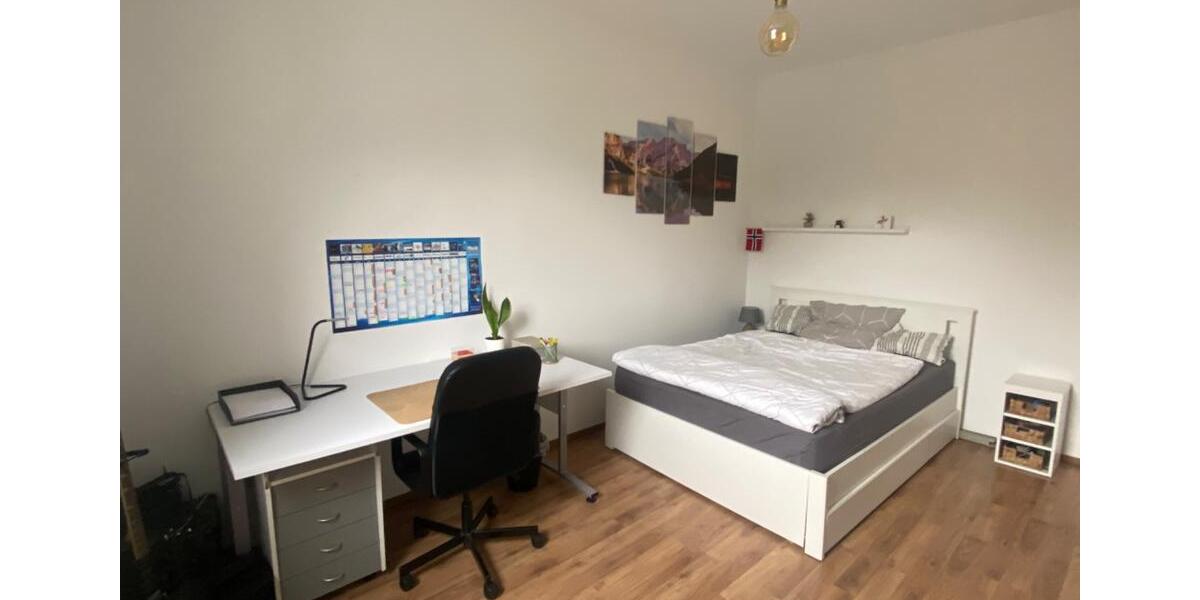 Etagenwohnung Dortmund Hörde - 4 Zimmer, 107 m&sup2;, 1.200&euro; | Angebot:26648879
