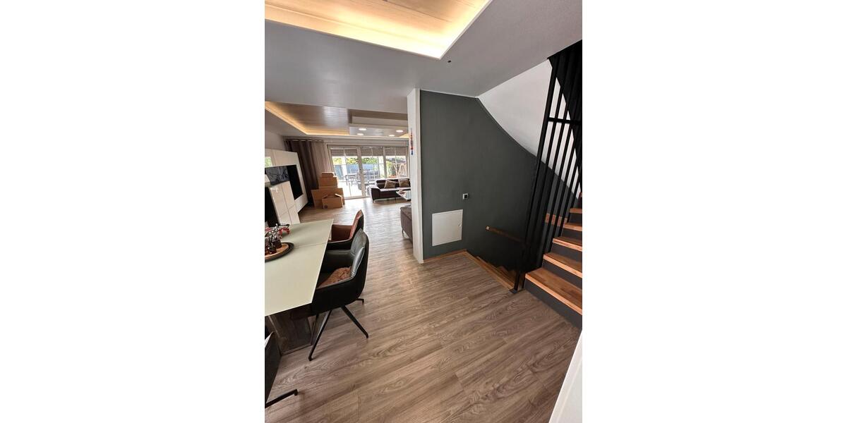Reihenhaus Lünen Alstedde - 6 Zimmer, 150 m&sup2;, 430.000&euro; | Angebot:26603989