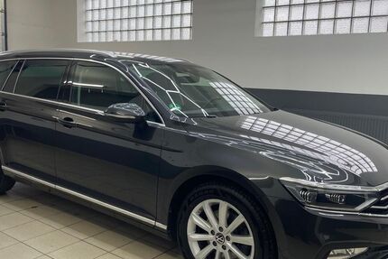 VW Passat Variant 136.635 km 18.900 &euro; Kamen 59174