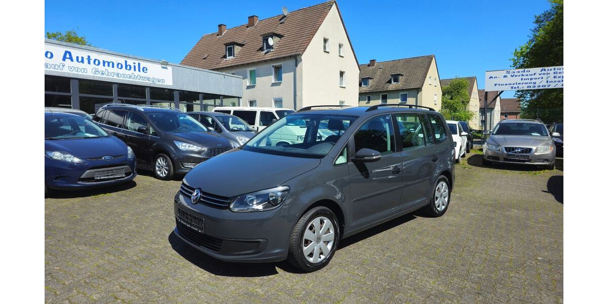 VW Touran 74.252 km 11.490 &euro; Bergkamen 59192