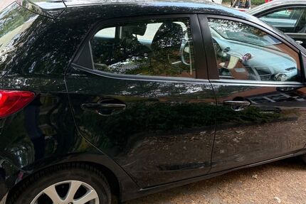 Mazda 2 65.000 km 4.800 &euro; Dortmund 44269