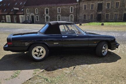 Alfa Romeo Spider 125.000 km 18.500 &euro; Wickede 58739