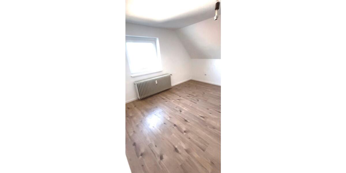 Etagenwohnung Dortmund Hombruch - 3 Zimmer, 90 m&sup2;, 800&euro; | Angebot:25660340