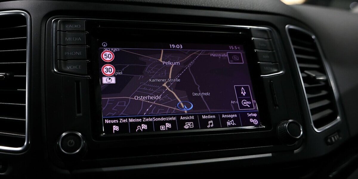 Seat Alhambra 1.4 TSI DSG STYLE BUSINESS / 7-SITZER / 75.000 km 27.221 &euro; Hamm 59077