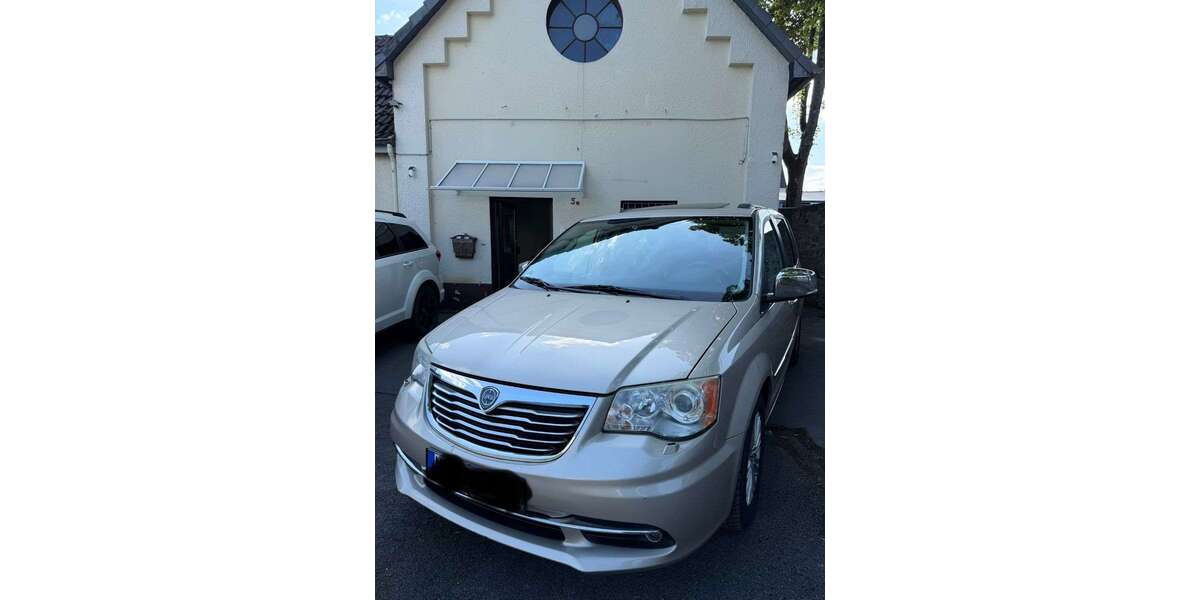 Lancia Voyager 179.000 km 9.870 &euro; Hemer 58675