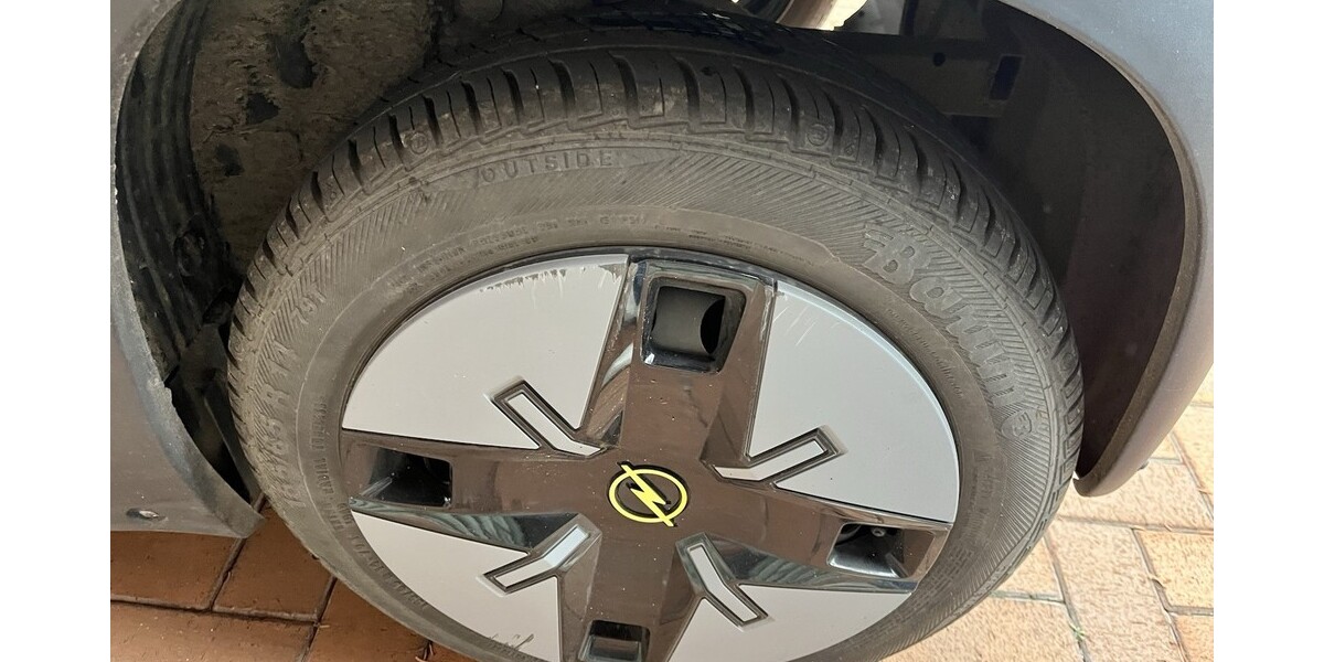 Opel rocks e 8.211 km 8.000 &euro; hamm 59065