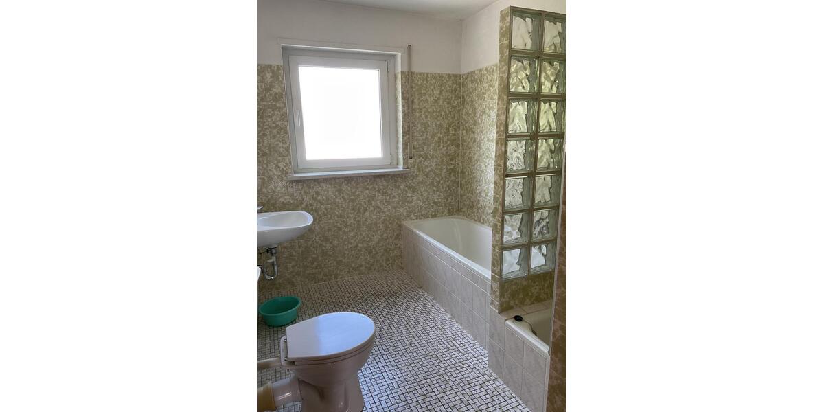 Etagenwohnung Hemer - 3 Zimmer, 90 m&sup2;, 145.000&euro; | Angebot:26789611