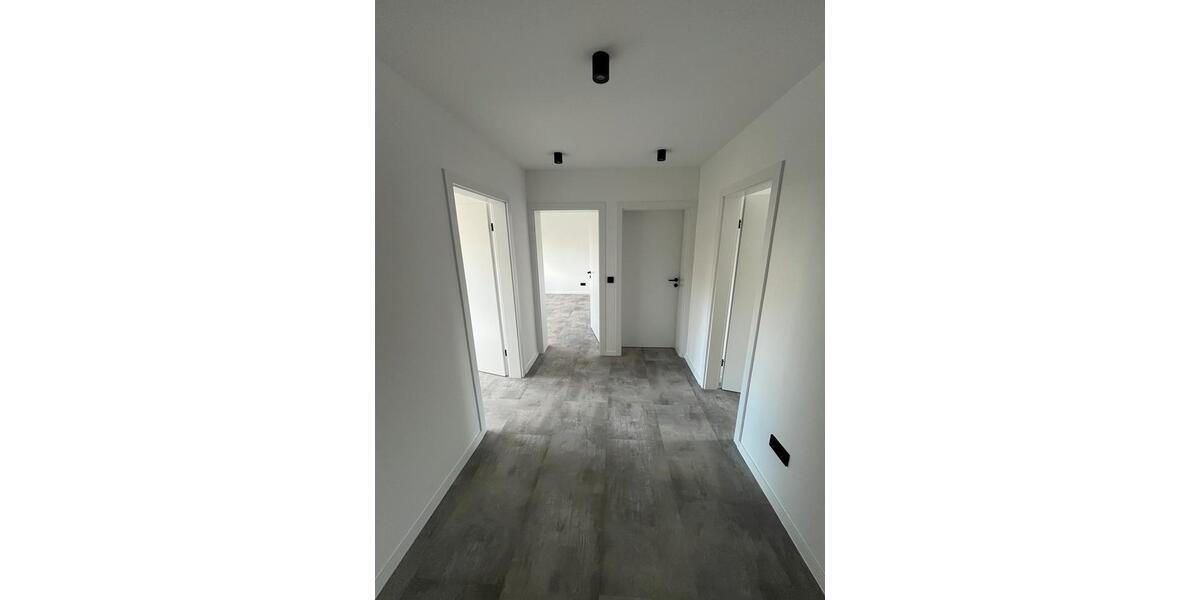 Etagenwohnung Dortmund Brackel - 3.5 Zimmer, 77 m&sup2;, 1.150&euro; | Angebot:25974950