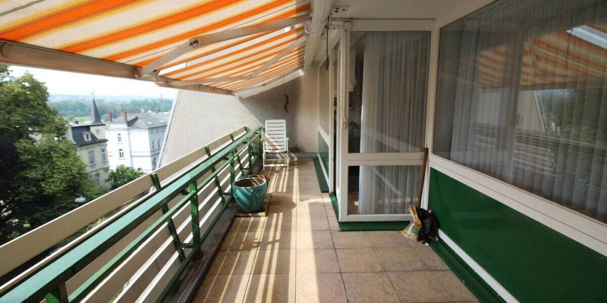 Etagenwohnung Iserlohn Zentrum - 3 Zimmer, 94 m&sup2;, 175.000&euro; | Angebot:25927762