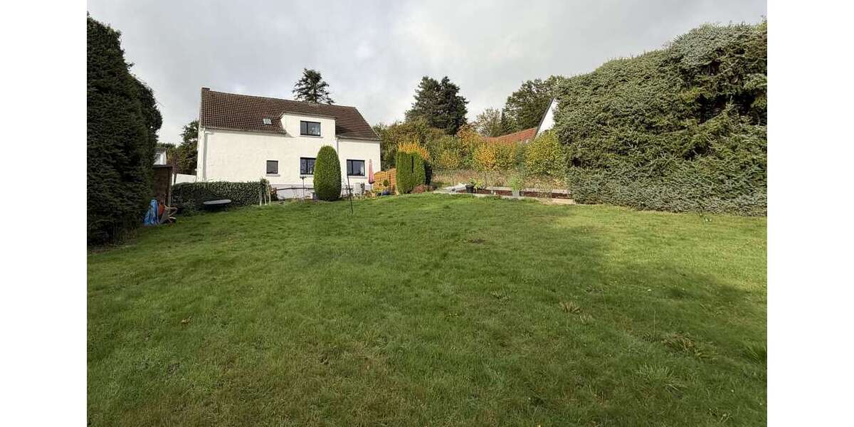 Einfamilienhaus Dortmund Hörde - 8 Zimmer, 178 m&sup2;, 595.000&euro; | Angebot:23490005