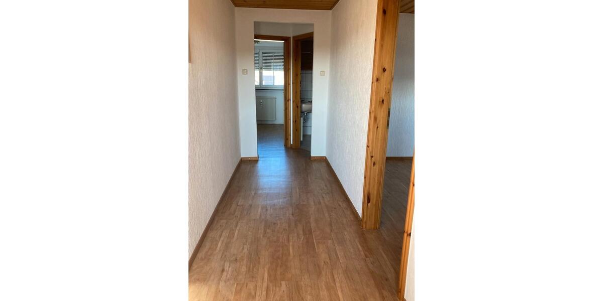 Dachgeschoßwohnung Iserlohn Sümmern - 2.5 Zimmer, 57 m&sup2;, 390&euro; | Angebot:26580747