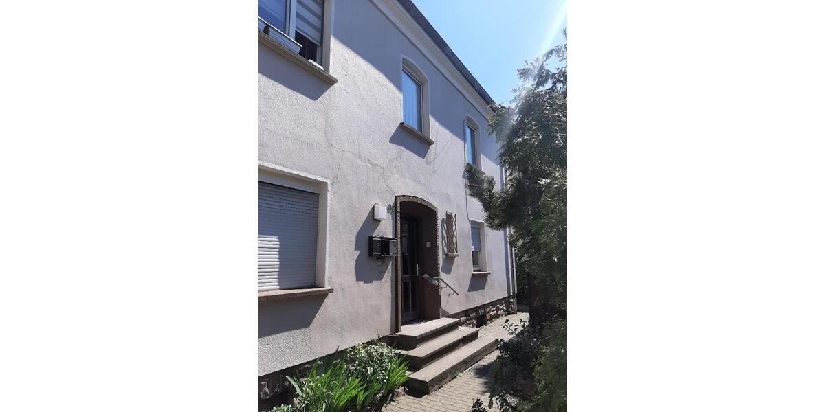 Dachgeschoßwohnung Lünen Brambauer - 2.5 Zimmer, 52 m&sup2;, 410&euro; | Angebot:22016323