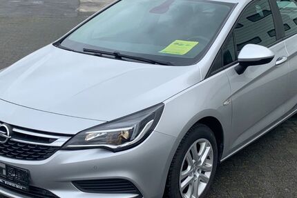 Opel Astra 68.200 km 11.300 &euro; Werl/Westfalen 59457