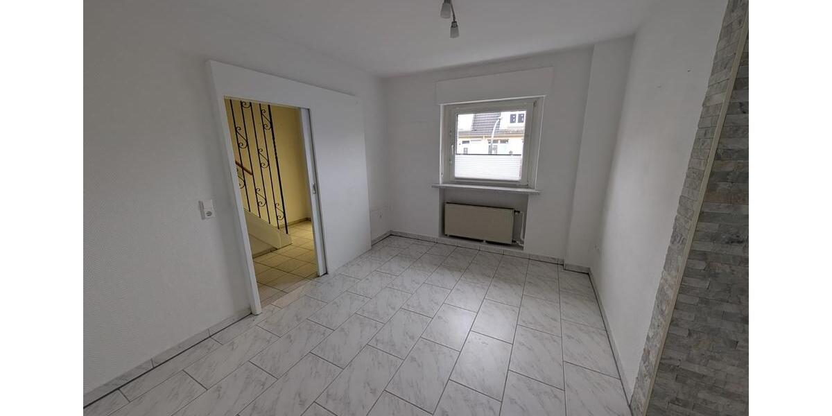 Doppelhaushälfte Dortmund Hombruch - 4.5 Zimmer, 119 m&sup2;, 1.050&euro; | Angebot:25868164