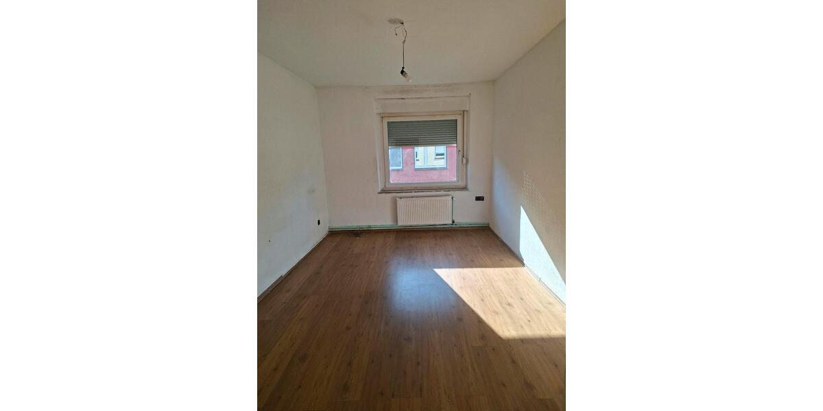 Etagenwohnung Witten - 4 Zimmer, 100 m&sup2;, 830&euro; | Angebot:25992741