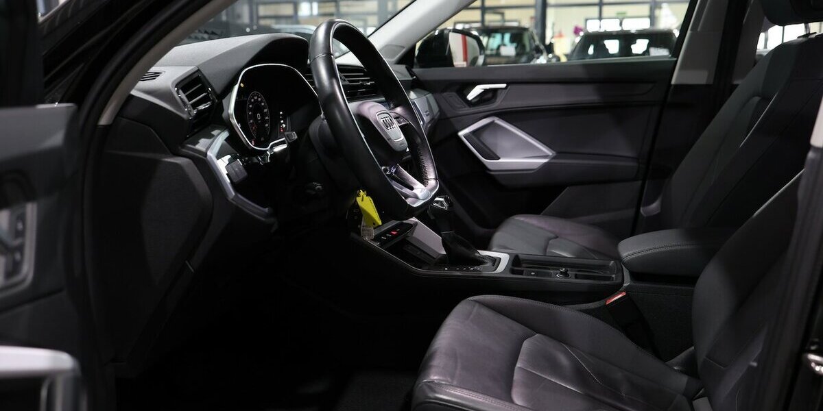 Audi Q3 40 TDI QUATTRO ADVANCED MATRIX-LED,VOLL-LEDER 86.000 km 29.444 &euro; Hamm 59077
