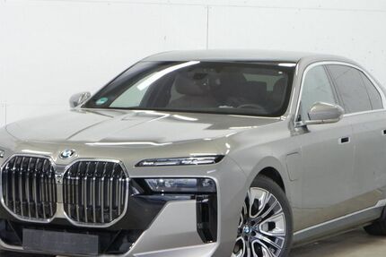BMW 750 14.995 km 96.590 &euro; Hamm 59071