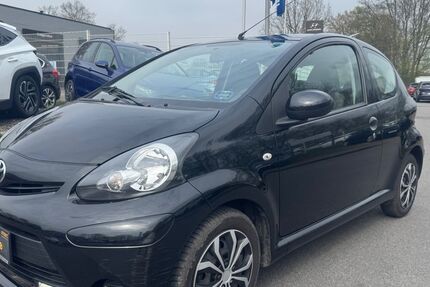 Toyota Aygo (X) 100.000 km 3.990 &euro; Datteln 45711