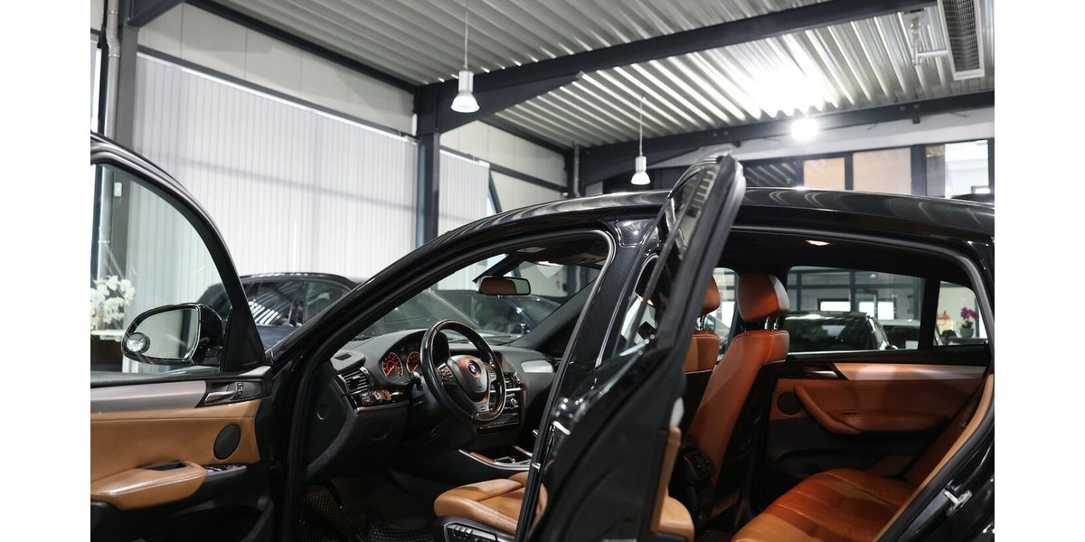 BMW X4 xDrive 28i M-SPORT / BLACK & BROWN / XENON 173.000 km 16.994 &euro; Hamm 59077