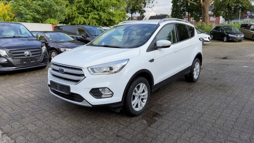 Ford Kuga 159.000 km 9.990 &euro; Hamm 59067