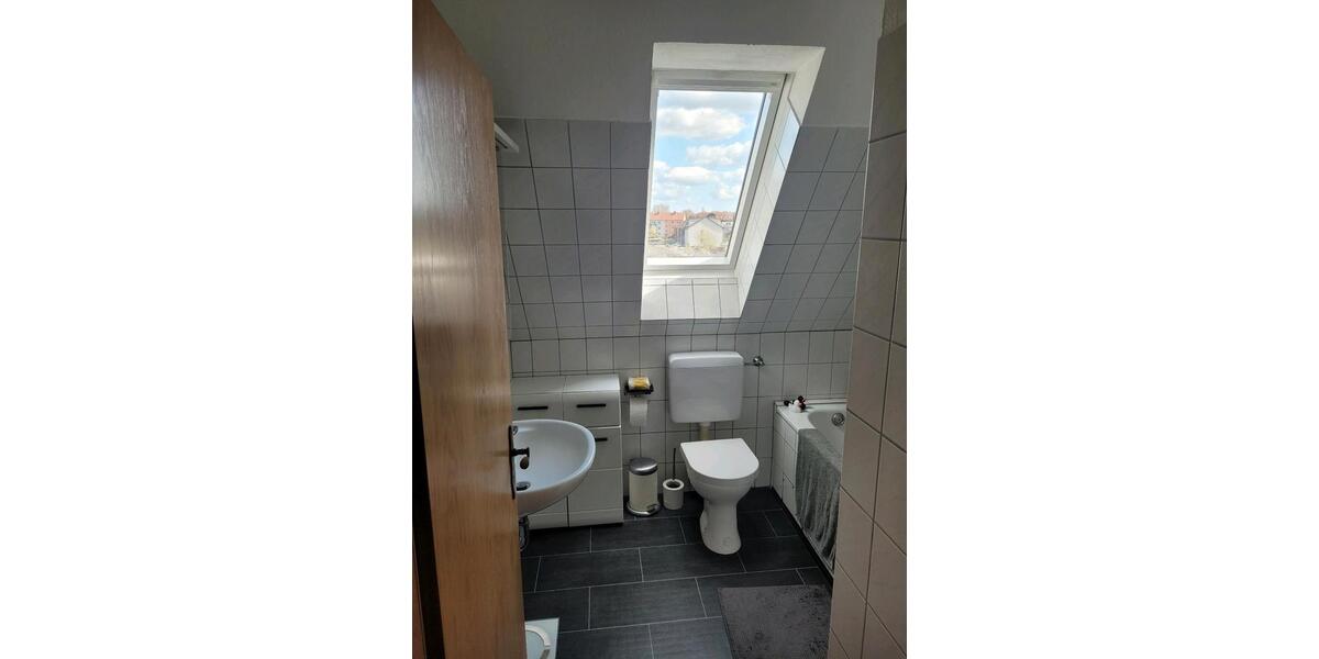 Dachgeschoßwohnung Castrop-Rauxel Bladenhorst - 2 Zimmer, 45 m&sup2;, 454&euro; | Angebot:25960310
