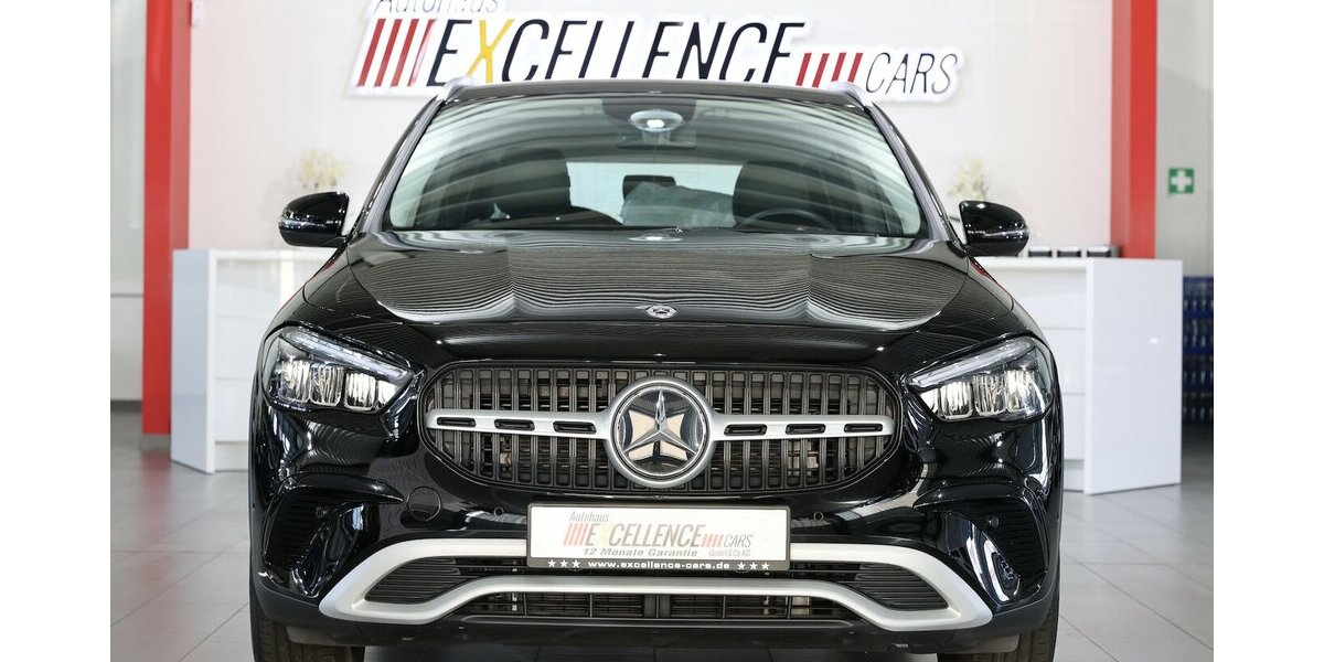 Mercedes-Benz GLA 180 ADVANCED SPORT / LEDER, LED, WIDESCREEN 7.000 km 33.444 &euro; Hamm 59077