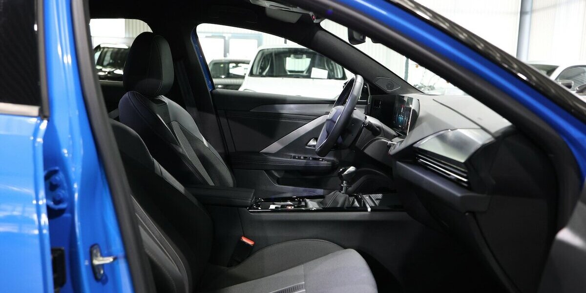 Opel Astra L 1.2 T LIMO GS-SPORT TECH / BLUE & BLACK 13.000 km 21.111 &euro; Hamm 59077