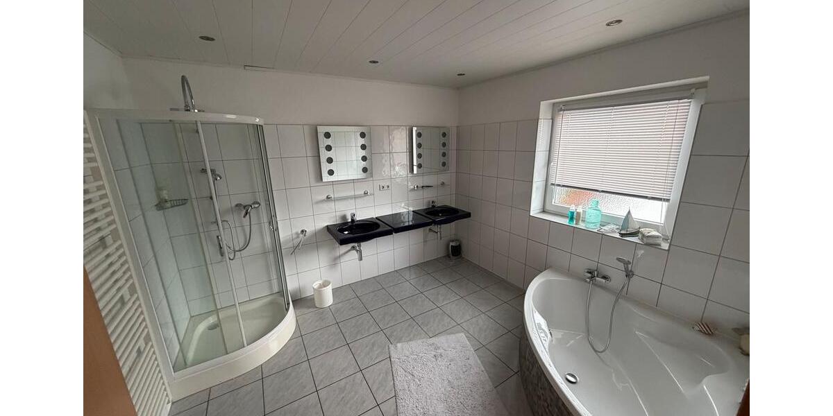 Reihenhaus Iserlohn Sümmern - 5 Zimmer, 133 m&sup2;, 280.000&euro; | Angebot:26061110