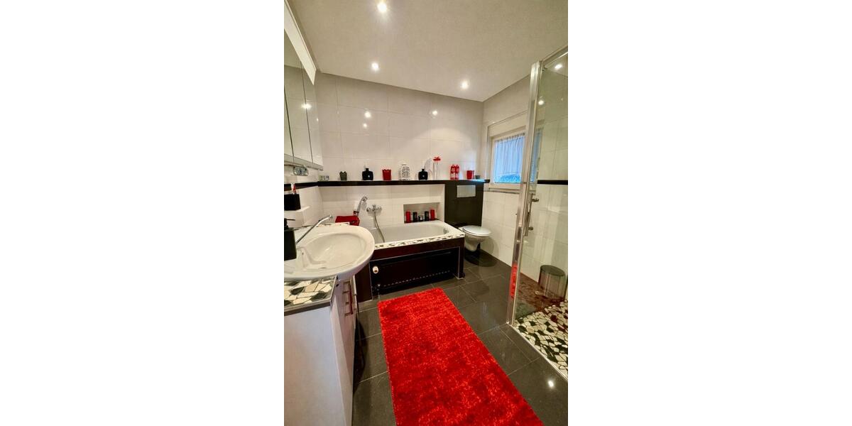 Doppelhaushälfte Bergkamen - 4 Zimmer, 160 m&sup2;, 410.000&euro; | Angebot:25653976