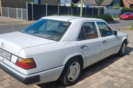 Mercedes-Benz E 200 255.000 km 4.800 &euro; Kamen 59174