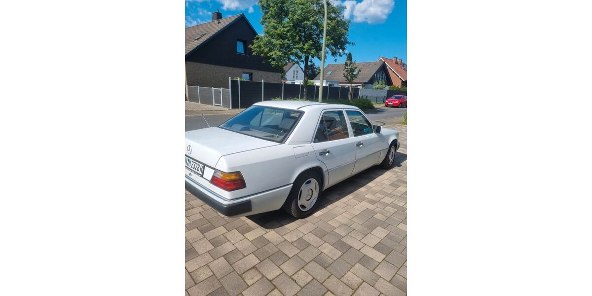 Mercedes-Benz E 200 255.000 km 4.800 &euro; Kamen 59174