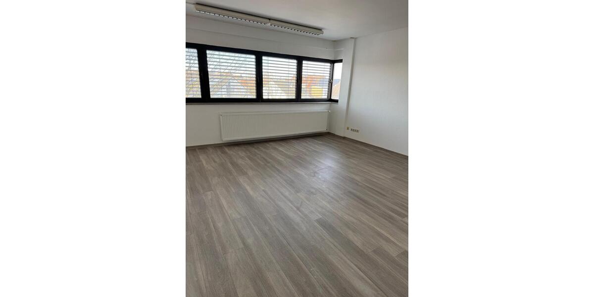 Etagenwohnung Ahlen - 3.5 Zimmer, 80 m&sup2;, 800&euro; | Angebot:25558978