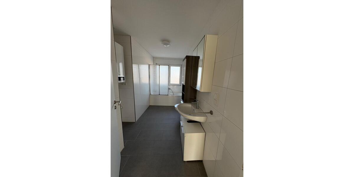 Dachgeschoßwohnung Hamm Daberg - 3.5 Zimmer, 75 m&sup2;, 750&euro; | Angebot:25405217