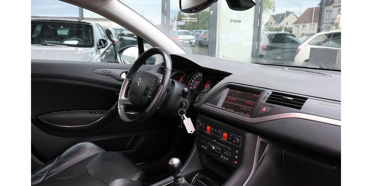 Citroen C5 2.0 HDI EXCLUSIVE / LEDER / NAVI+ 180.000 km 2.902 &euro; Hamm 59077