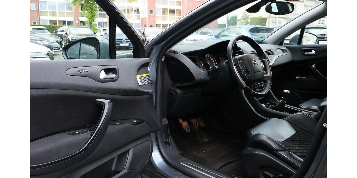 Citroen C5 2.0 HDI EXCLUSIVE / LEDER / NAVI+ 180.000 km 2.902 &euro; Hamm 59077