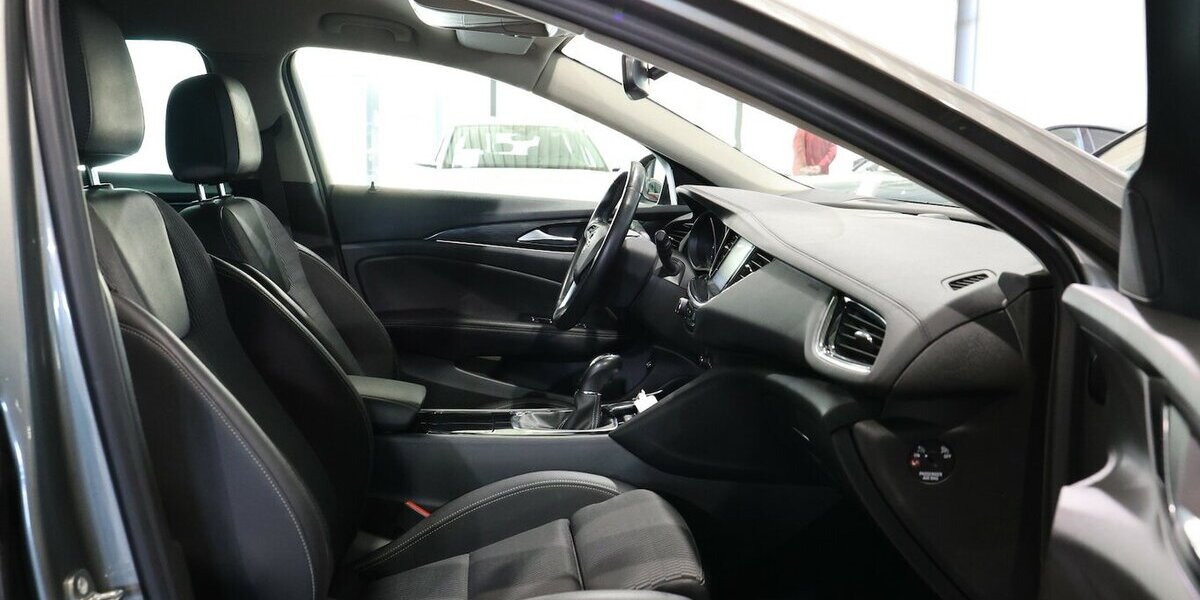 Opel Insignia ST 1.6 D BUSINESS INNOVATION / LED / 79.000 km 13.777 &euro; Hamm 59077