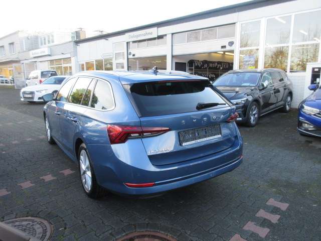 Skoda Octavia Style 2.0 TDI DSG NAVI AHK PANORAMA HEAD U 130.170 km 19.488 &euro; Bergkamen 59192