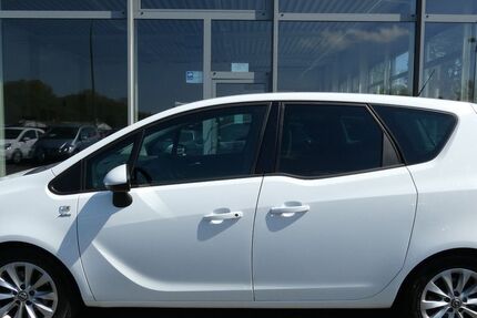 Opel Meriva 107.000 km 6.990 &euro; Bergkamen 59192