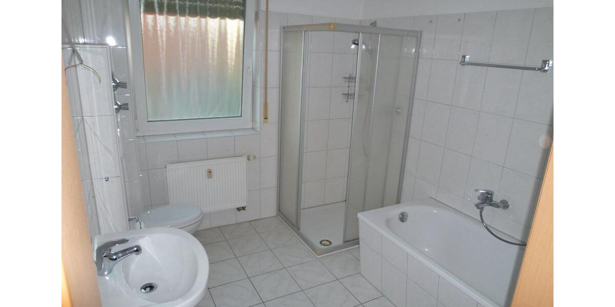 Dachgeschoßwohnung Kamen - 3 Zimmer, 77 m&sup2;, 466&euro; | Angebot:26647373